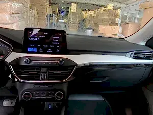 Ford Focus Uyumlu 2019+ Panel Kaplama Titanyum Siyah