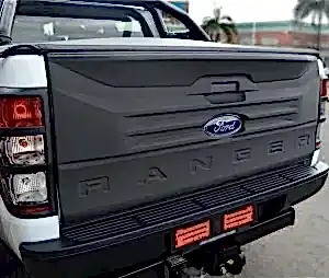 Ranger T8 Uyumlu Bagaj Kapağı Kaplama Ranger Yazılı Mat Siyah