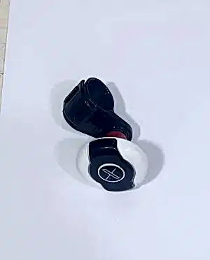 Beyaz-Siyah Dönebilen Vites Topuzu Logolu Stickerlı